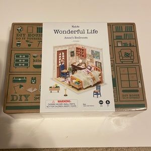 Rolife DIY dollhouse - bedroom